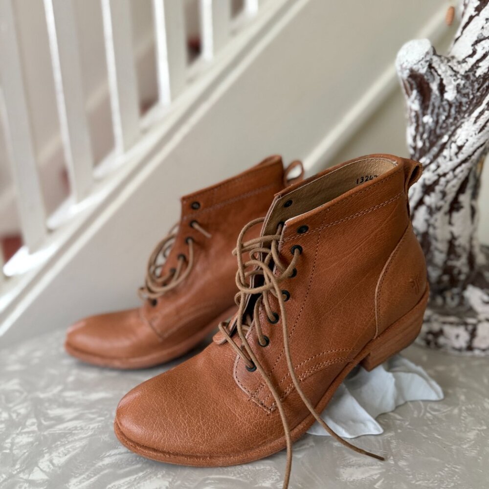 frye carson lace ankle boot tan 7.5 blokecore utility